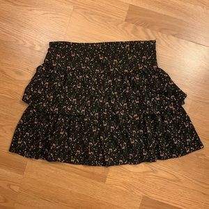 Chelsea & Violet Pretty Black Floral Layered Ruffled Mini Skirt Size Small